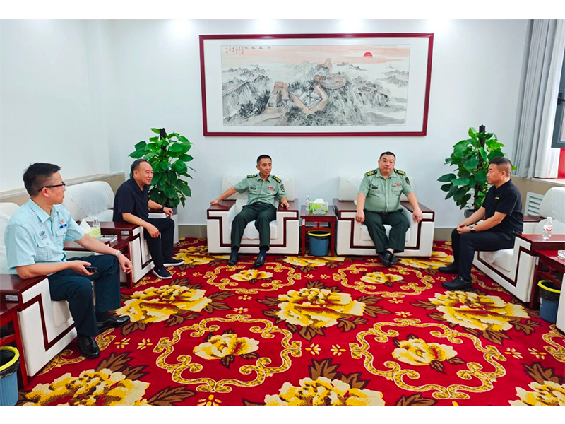 赤诚奉献保家国 企业慰问暖人心｜新科起重开展八一慰问活动